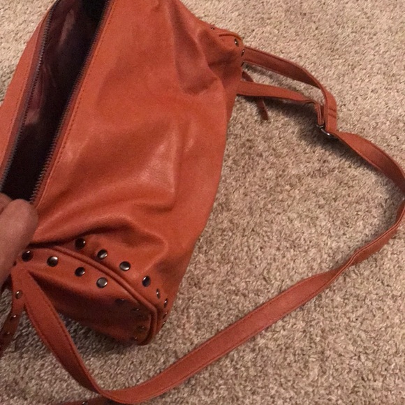 Camel Handbag - Picture 3 of 4